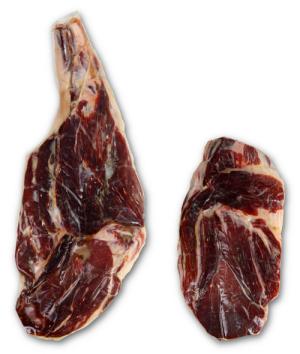 Jamon serrano e spalla disossati in un pezzo