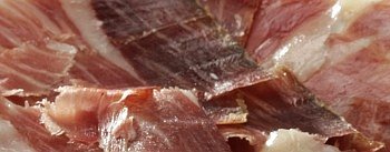Prosciutto iberico affettato
